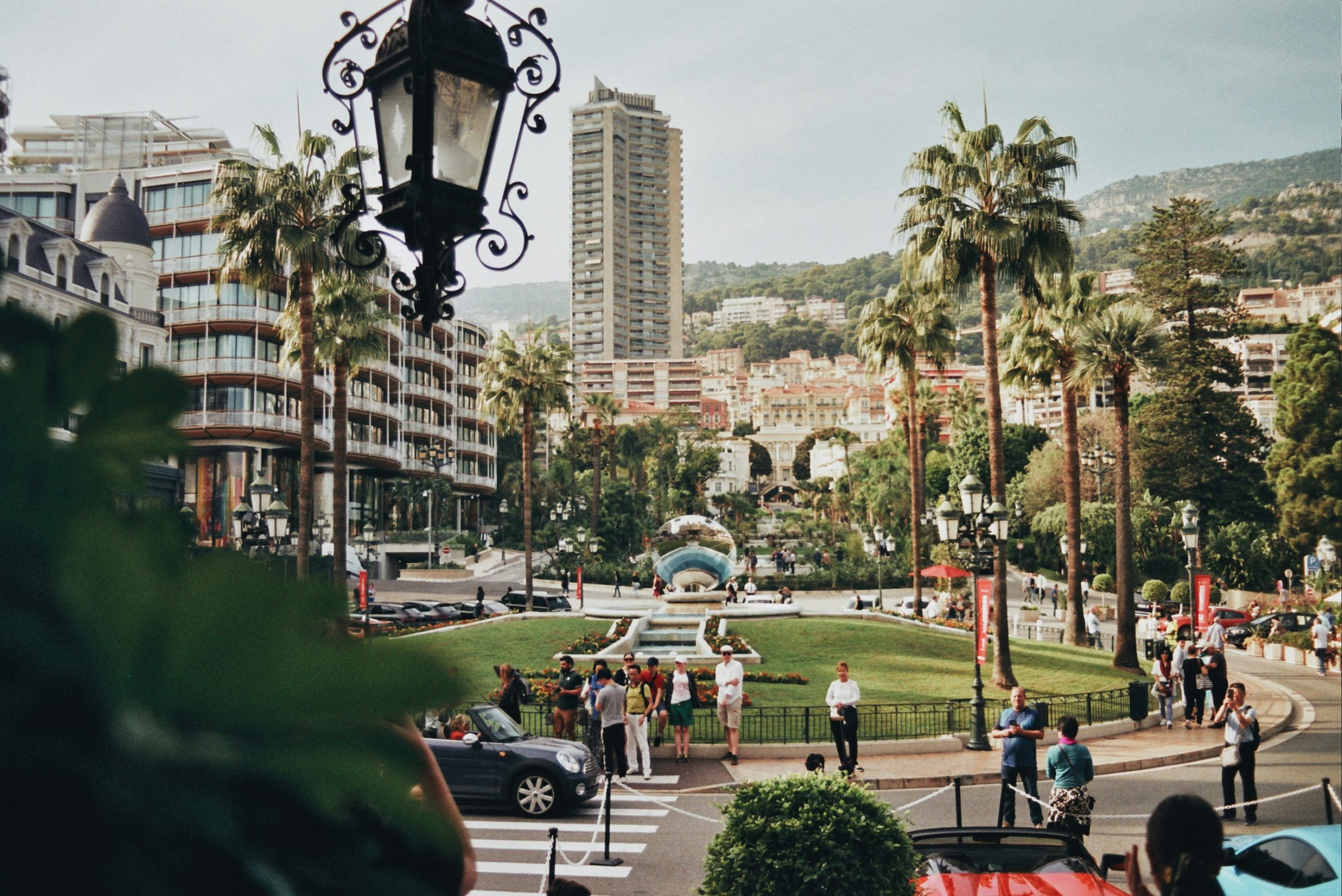 explore the luxury and beauty of monaco, a sovereign city-state renowned for its stunning coastline, glamorous casinos, and prestigious grand prix race.